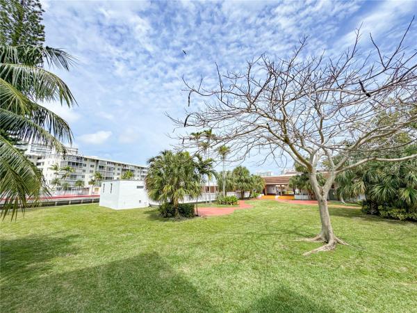 Point East, 2905 Point East Dr #L216, Aventura, Florida 33160, image 3