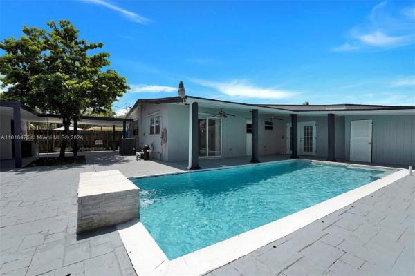 Heritage Homes, 7101 Harding St, Hollywood, Florida 33024, image 1