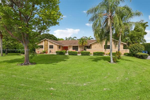 Redland No HOA, 28124 SW 168th Ct, Redland, Florida 33030, image 2