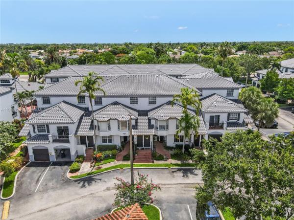 Villas De Tuscany, 721 SW 148th Ave #311, Sunrise, Florida 33325, image 2