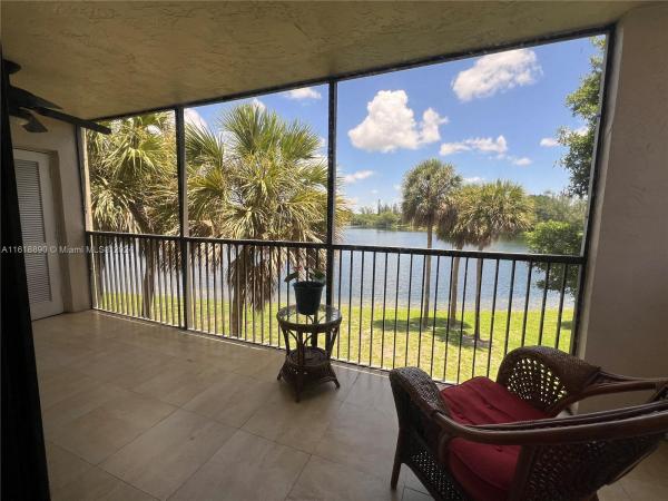 Isles Of Inverrary, 6475 W Oakland Park Blvd #311, Lauderhill, Florida 33313, image 2