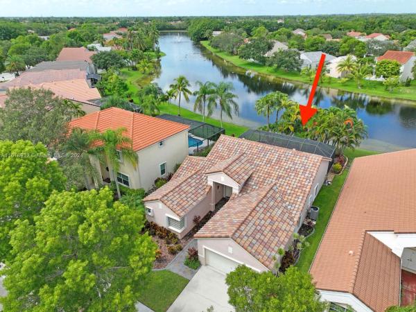 Cameron Lake, 413 Cameron Dr, Weston, Florida 33326, image 1