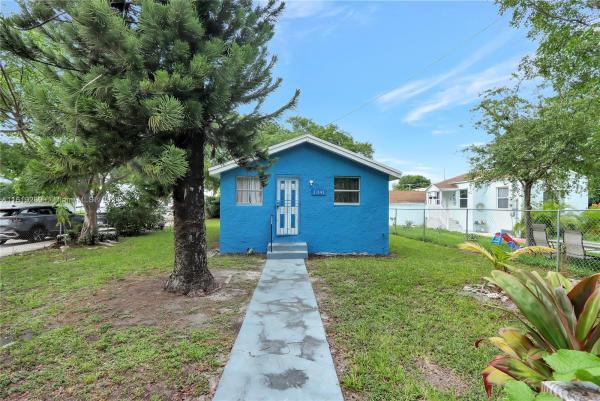 Orchard Villa, 1341 NW 59th St, Miami, Florida 33142, image 1