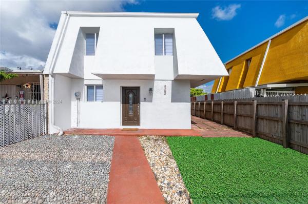 Kings Gardens, 4507 NW 190th St, Miami Gardens, Florida 33055, image 3