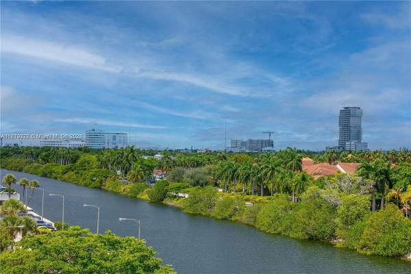 Waterview 1, 20505 E Country Club Dr #632, Aventura, Florida 33180, image 2