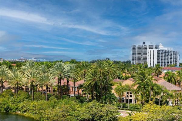 Waterview 1, 20505 E Country Club Dr #632, Aventura, Florida 33180, image 3