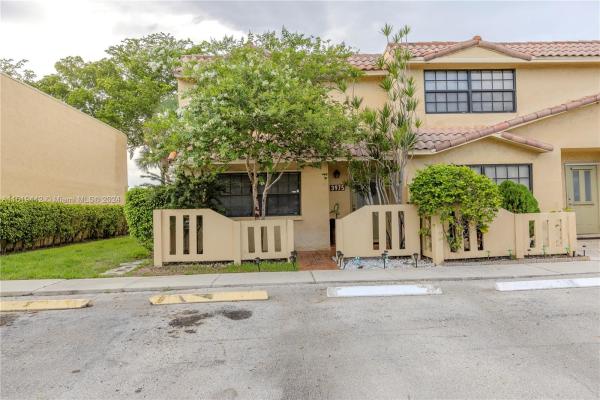 Palm Isles At Welleby, 3975 NW 94th Way #3975, Sunrise, Florida 33351, image 1