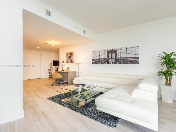 Hyde Midtown, 121 NE 34th St #1014, Miami, Florida 33137, image 1