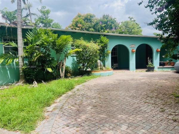 Malvina Park, 20220 NE 15th Ave, Ives Estates, Florida 33179, image 1
