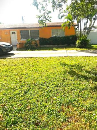 Patricks, 2340 Florida St, West Palm Beach, Florida 33406, image 1