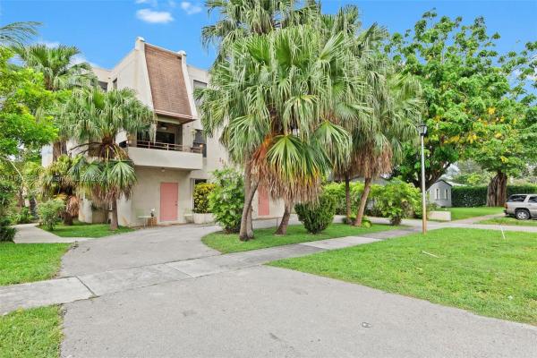 230 Canal St #102, Miami Springs, Florida 33166, image 2