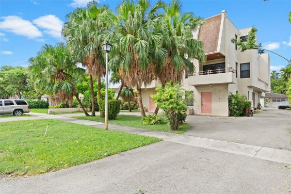 230 Canal St #102, Miami Springs, Florida 33166, image 3