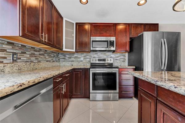 Harbour, 6136 NW 183rd Ter, Hialeah, Florida 33015, image 3