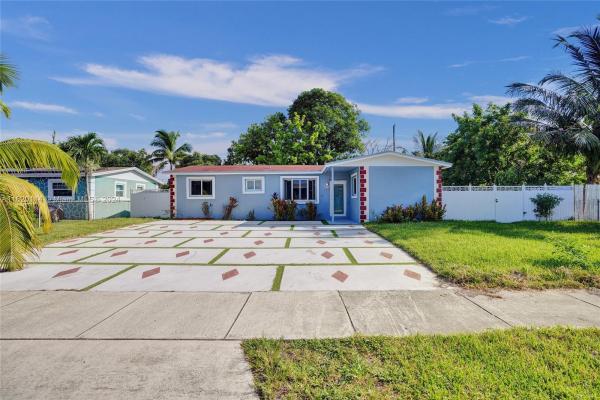 North Ridge, 621 NW 179th St, Miami Gardens, Florida 33169, image 2