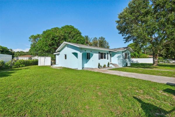 Flamingo Village, Pinewood, Florida 33147, image 3