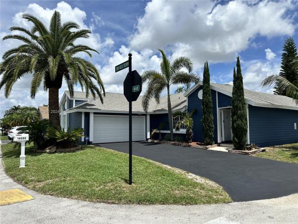 Royal Glen, 14085 SW 103rd Ter, Kendall, Florida 33186, image 1