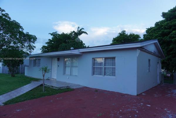 Southwest Manors, 2332 SW 129th Ct, Tamiami, Florida 33175, image 3