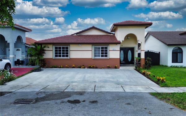 Berkshire, 8876 NW 110th St, Hialeah Gardens, Florida 33018, image 3