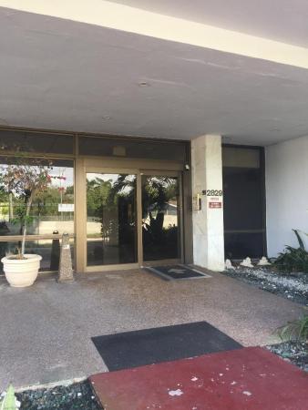 Clearview Towers, 2829 Indian Creek Dr #511, Miami Beach, Florida 33140, image 3