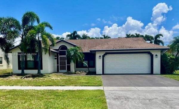 Hidden Valley, 434 N Country Club Blvd, Boca Raton, Florida 33487, image 1