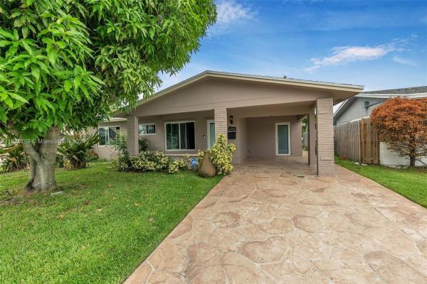 Tamarac Lakes South, 4805 NW 28th Ave, Tamarac, Florida 33309, image 1
