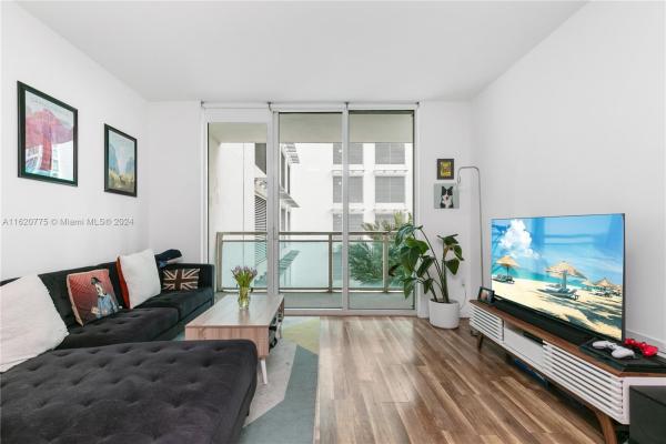 The Plaza On Brickell East, 950 Brickell Bay Dr #403, Miami, Florida 33131, image 2
