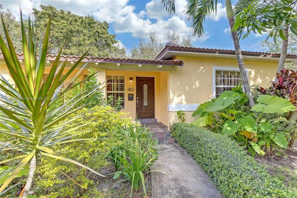 Griffing Biscayne Park Estates, 861 NE 119th St, Biscayne Park, Florida 33161, image 1