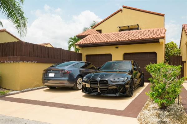 California Club Homes, 1027 NE 202nd Ln, Ives Estates, Florida 33179, image 1