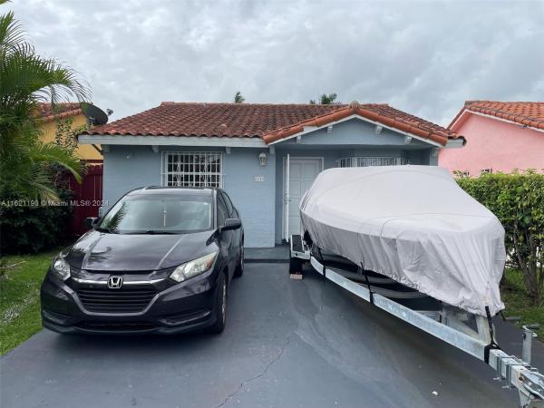 London Estates, 8828 NW 114th St, Hialeah Gardens, Florida 33018, image 1