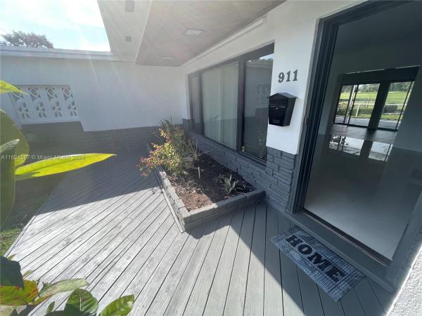 Normandy Golf Course, 911 S Shore Dr, Miami Beach, Florida 33141, image 2