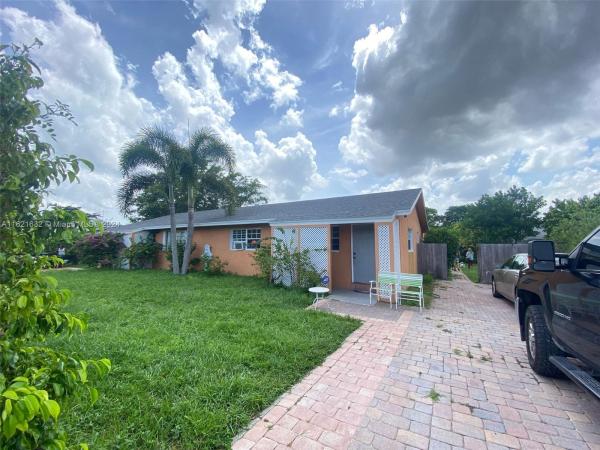 Bon Aire Acres, 3439 Kirk Rd, Lake Worth Beach, Florida 33461, image 1