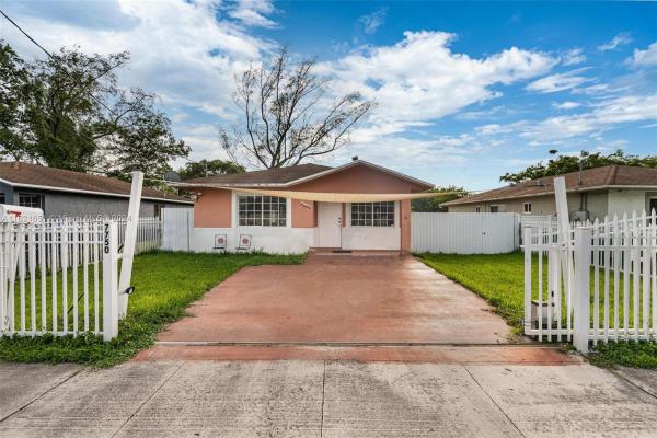Victoria Manor, 7750 NW 17th Pl, Gladeview, Florida 33147, image 1
