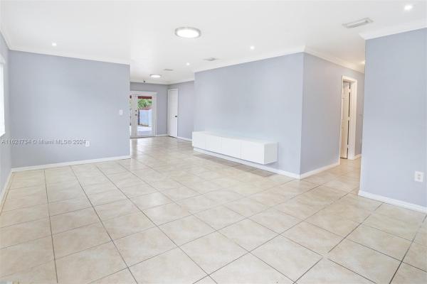 Venetian Gardens, 16271 NW 41st Ave, Miami Gardens, Florida 33054, image 1