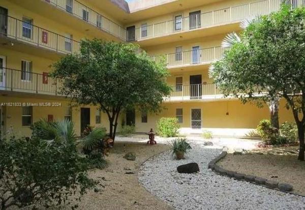Somerset, 2831 Somerset Dr #206, Lauderdale Lakes, Florida 33311, image 1