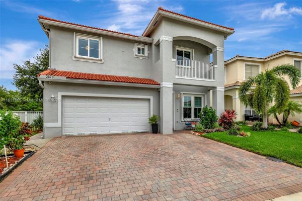 Walnut Creek, 2070 NW 77th Ter, Pembroke Pines, Florida 33024, image 1