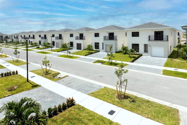 Grandville By ONX, 1350 NW 2nd Ln, Richmond West, Florida 33034, image 3