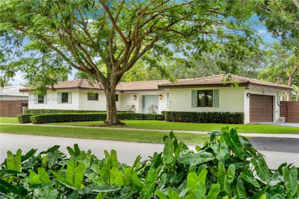 Coral Reef Estates, 8520 SW 160th St, Palmetto Bay, Florida 33157, image 1