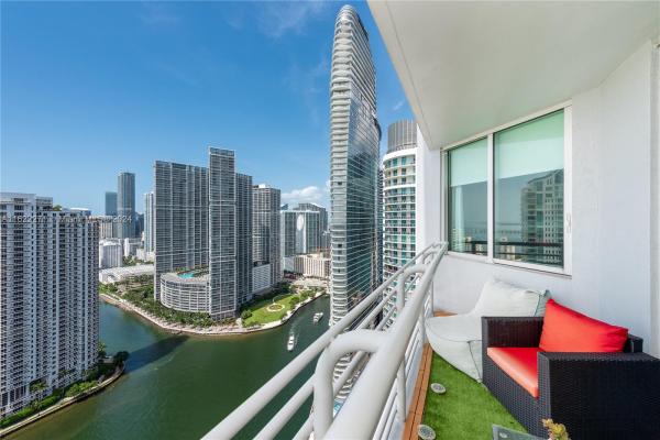 One Miami West, 325 S Biscayne Blvd #3915, Miami, Florida 33131, image 2