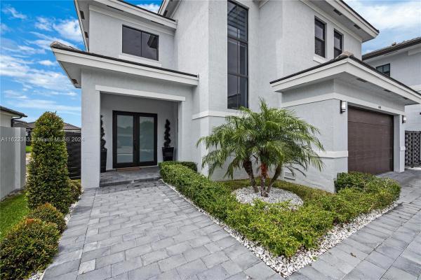 14414 SW 16th St, Unincorporated Dade County, Florida 33175, image 2
