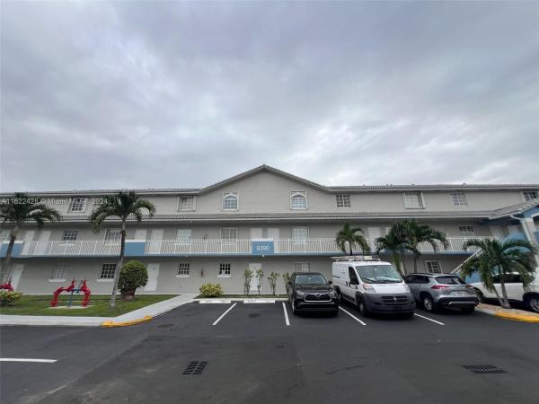 Misty Point Villas, 8390 NW 103rd St #104H, Hialeah Gardens, Florida 33016, image 2