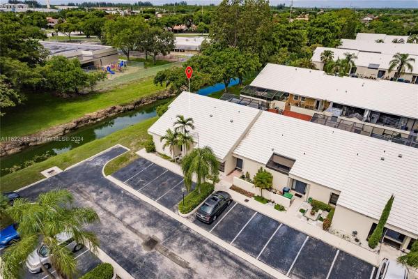 Villas Of Deerwood, 14830 SW 124th Pl, Three Lakes, Florida 33186, image 2