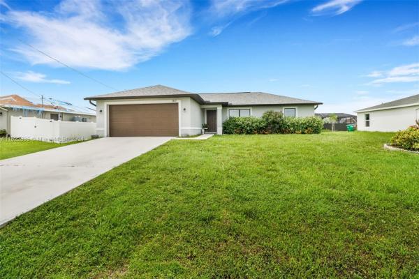 Gator Circle, 1417 NE 34th St, Cape Coral, Florida 33909, image 1