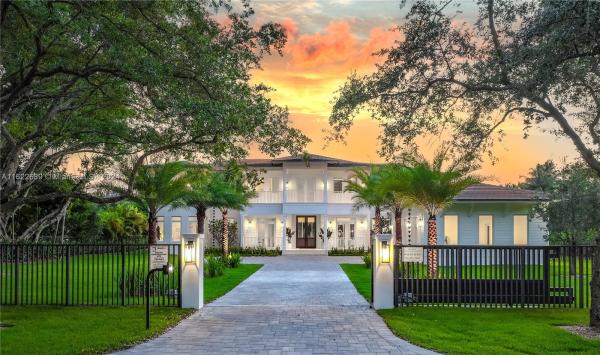 South Mitchell Manors, 11400 SW 60th Ave, Pinecrest, Florida 33156, image 1