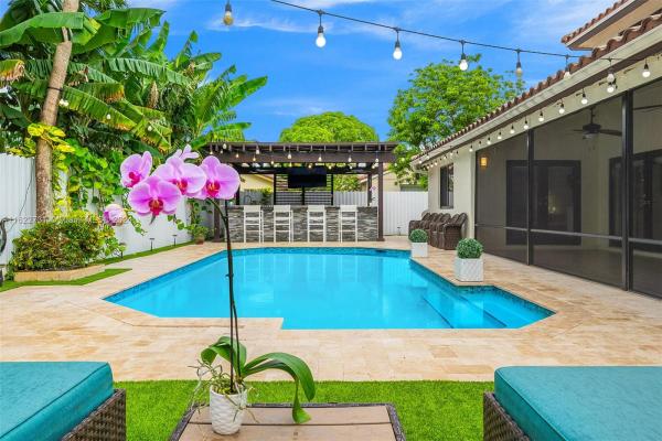 Waverly Hundred, 15902 Stonetower St, Davie, Florida 33331, image 1