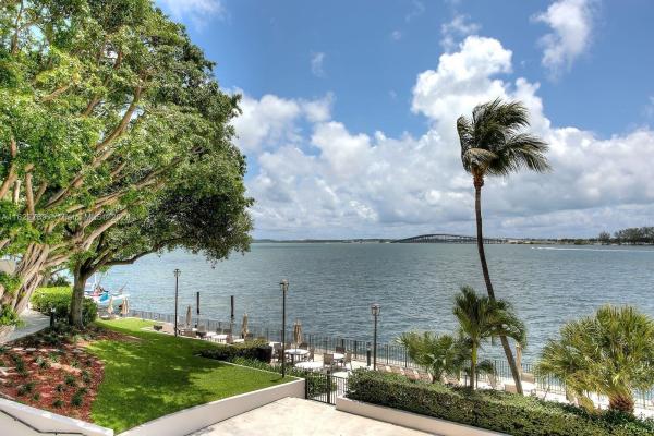 Brickell Bay Club, 2333 Brickell Ave #501, Miami, Florida 33129, image 2
