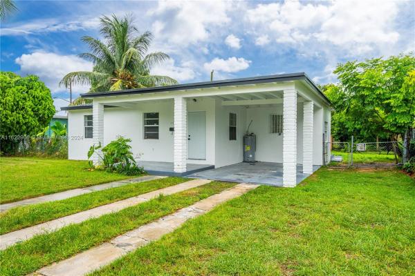 Sky Vista, 1570 NE 9th Ct, Homestead, Florida 33033, image 3