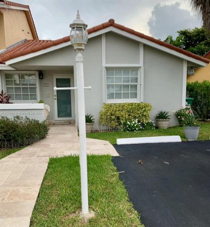 Arborgate Patio Homes At Kendall Lakes East, 6522 SW 136th Ct, Kendale Lakes, Florida 33183, image 1