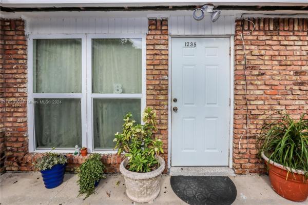 Redondo, 1235 NW 12th St, Homestead, Florida 33030, image 3