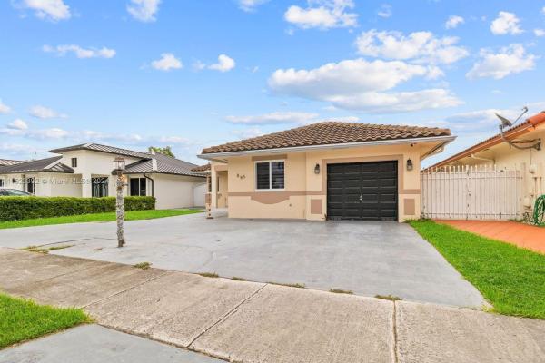 Superior Homes Estates, 885 NW 135th Ct, Tamiami, Florida 33182, image 2