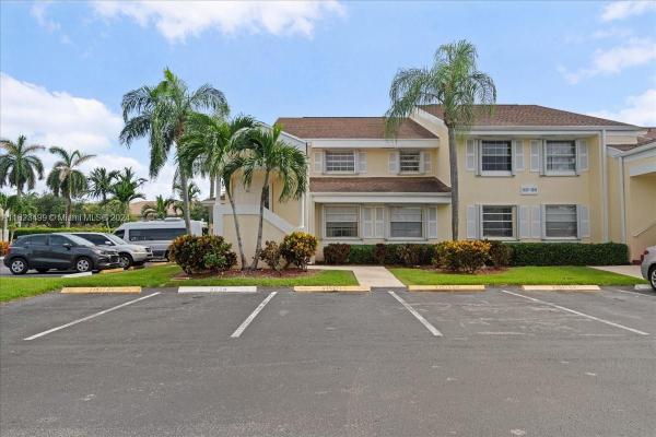 Centergate, 2528 SE 19th Pl #201-C, Homestead, Florida 33035, image 3